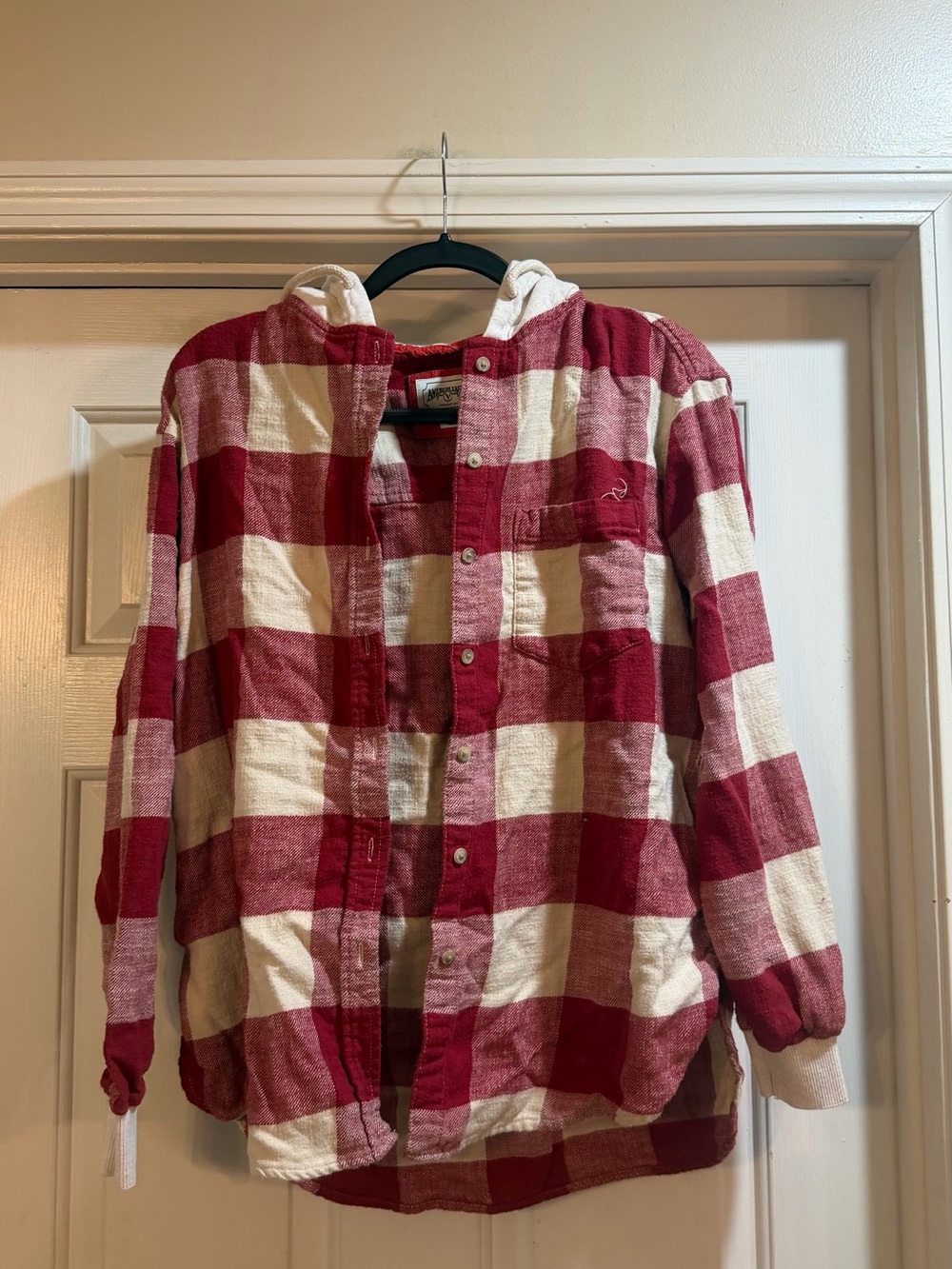 American Eagle Red and White Buffalo Check Hooded Flannel Shirt - Size Small